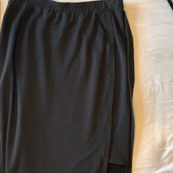 DRIFTER Asymmetrical Skirt - Picture 2 of 5